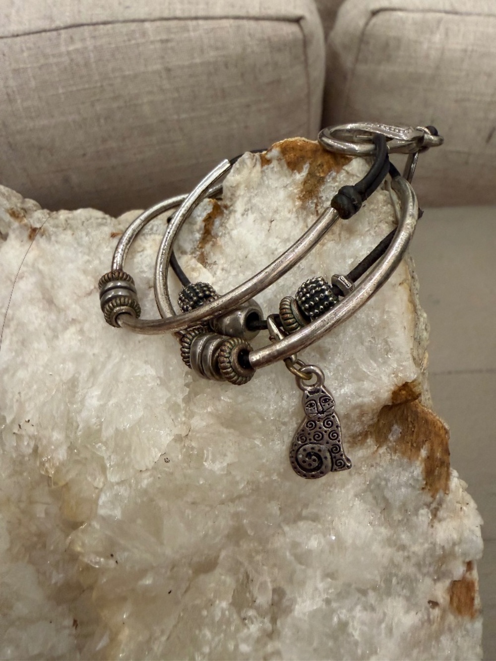 Lizzy James Beaded Cats Silver Black Wrap Bracelet Leather Casual Leather USA